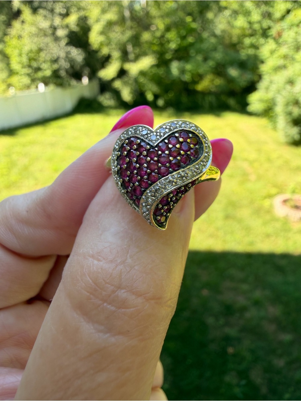 10K Gold Natural Thai Ruby & Diamond Heart Ring